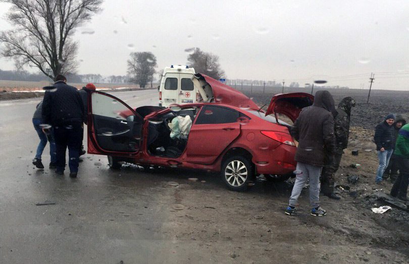 На трассе «Ростов-Таганрог» разбилась 32-летняя таганроженка