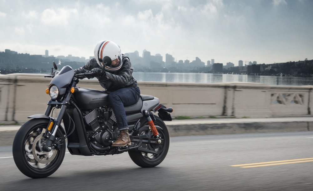 Новые ретро мотошлемы Harley-Davidson 2018