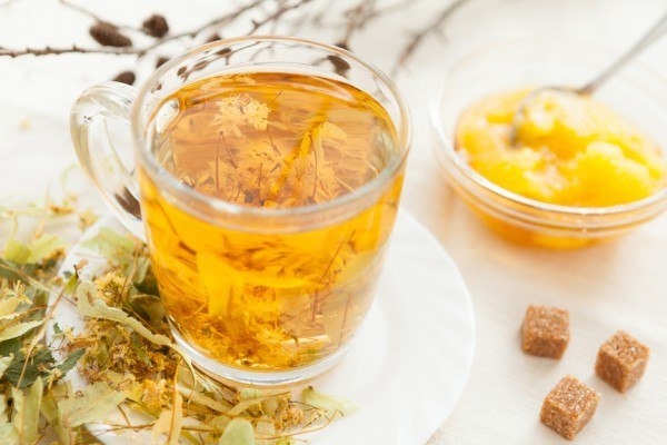 Мятный чай с цветками липы и фруктами Хочу предложить вам вариант приготовления очень ароматного и